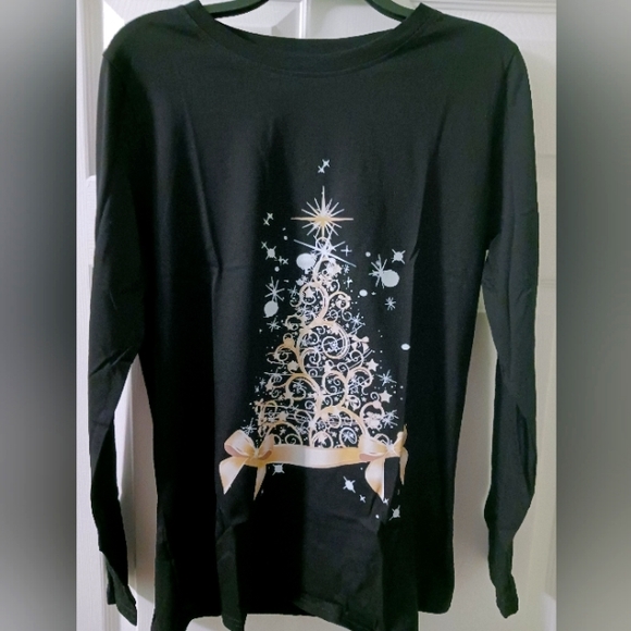 NWT! Christmas Tree T-shirt Size Large - Picture 3 of 4